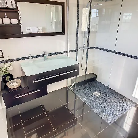 别墅 3 Bedrooms Near Cannes - Pool & Jacuzzi - Sea View *
