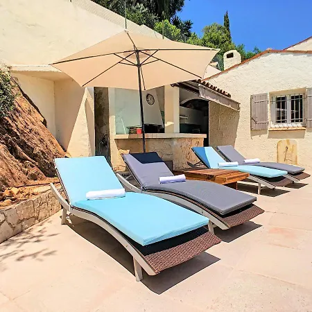 3 Bedrooms Near Cannes - Pool & Jacuzzi - Sea View מאנדליה-לה-נאפול