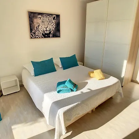 3 Bedrooms Near Cannes - Pool & Jacuzzi - Sea View Villa Mandelieu-la-Napoule